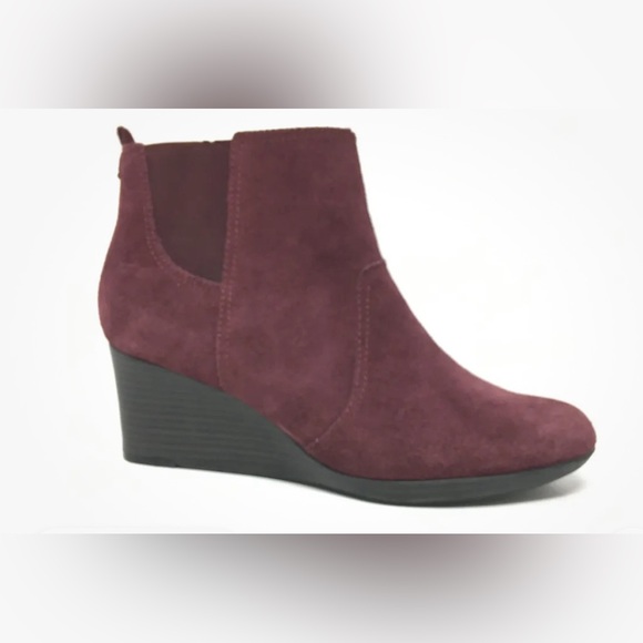 Clarks Shoes - Womens Clarks Burgundy Leather Size Zip Ankle High Wedge Booties Boots